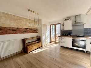 Photo 3- click for photo gallery